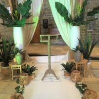 Trouwprieel of backdrop-Ceremonie styling